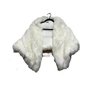 Sissly Designs Faux Fur Shawl